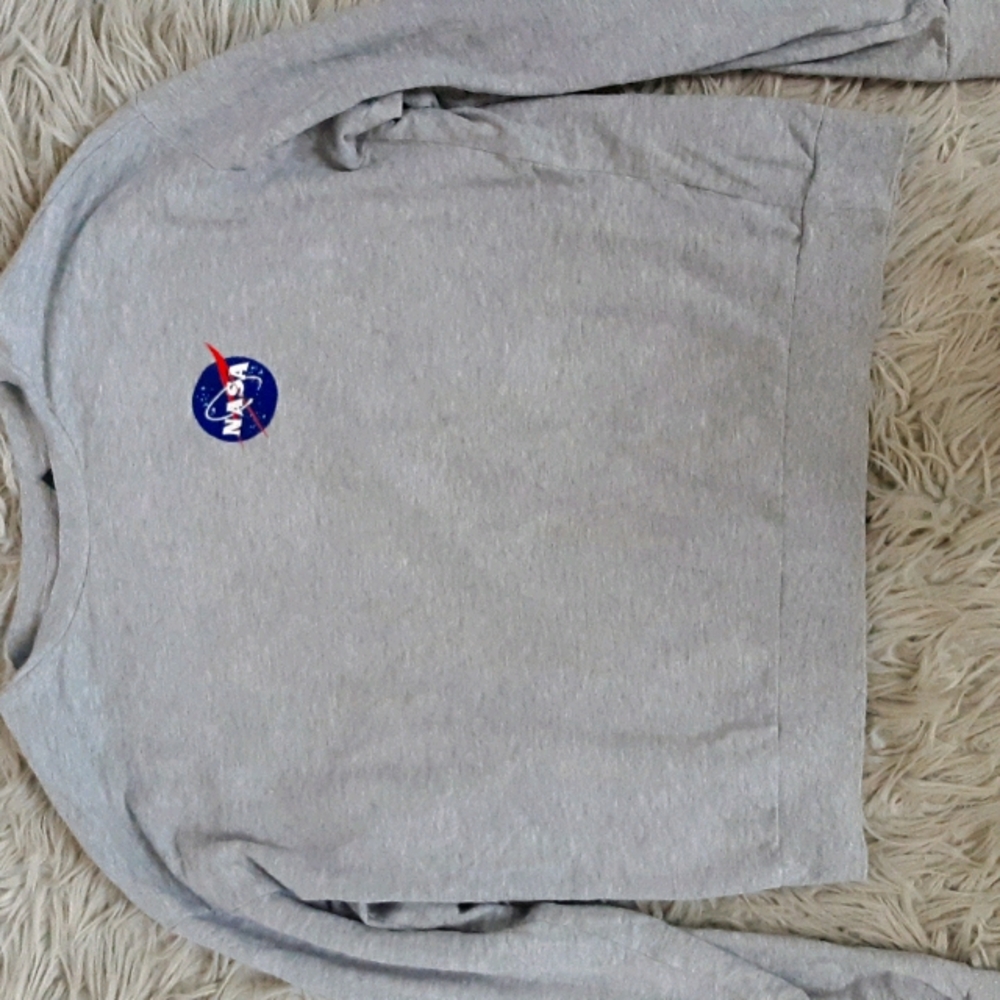 Gray Nasa sweatshirt